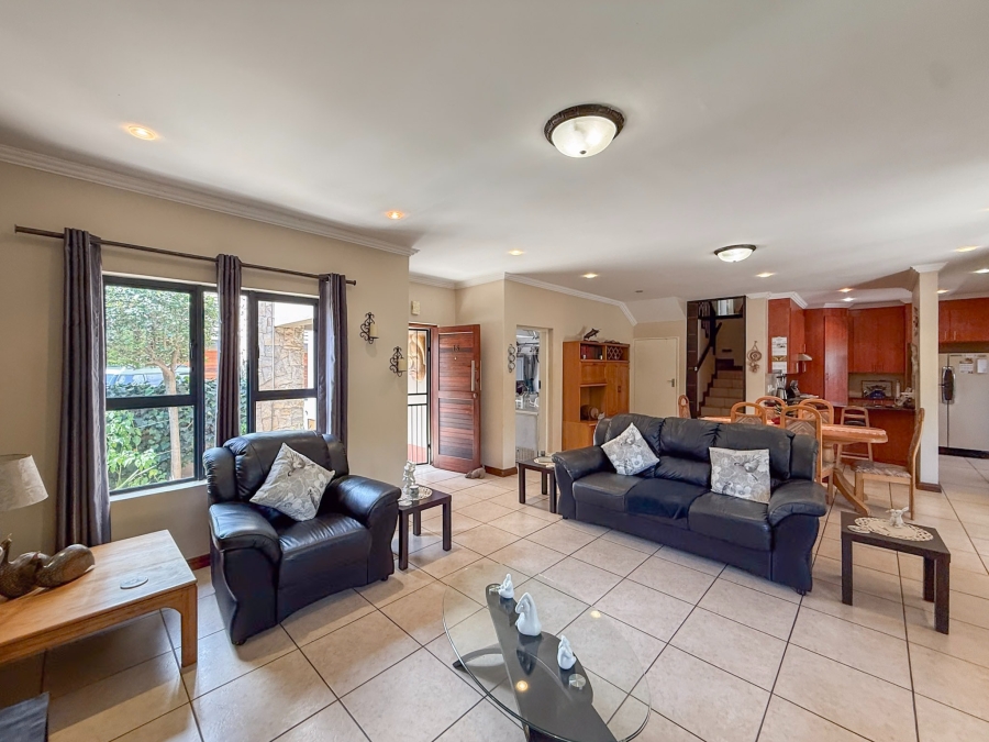 3 Bedroom Property for Sale in Melodie North West